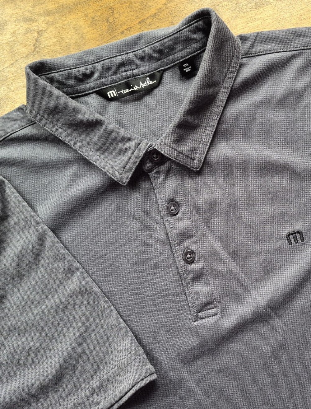 Travis Mathew Polo Shirt Mens XXL Gray Casual Short Sleeve Golf Performance Logo
